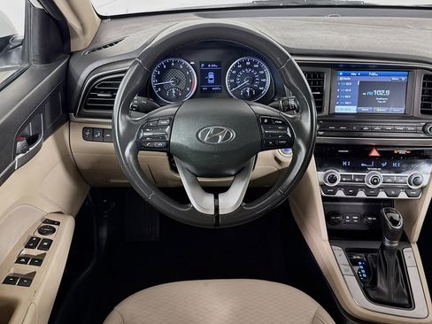 Used 2019 Hyundai Elantra Value Edition FWD image 16