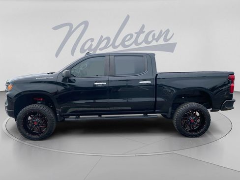 Used 2022 Chevrolet Silverado 1500 Custom RWD image 4