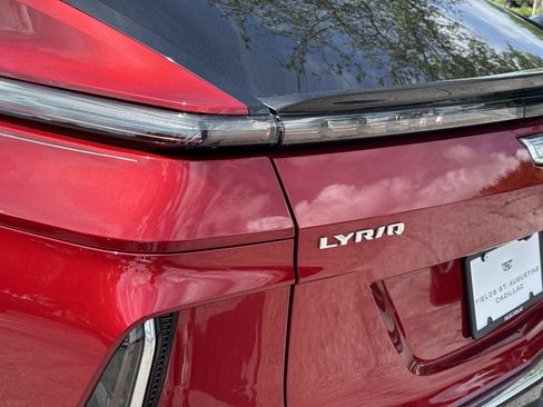 Certified 2024 Cadillac Lyriq Luxury RWD image 11