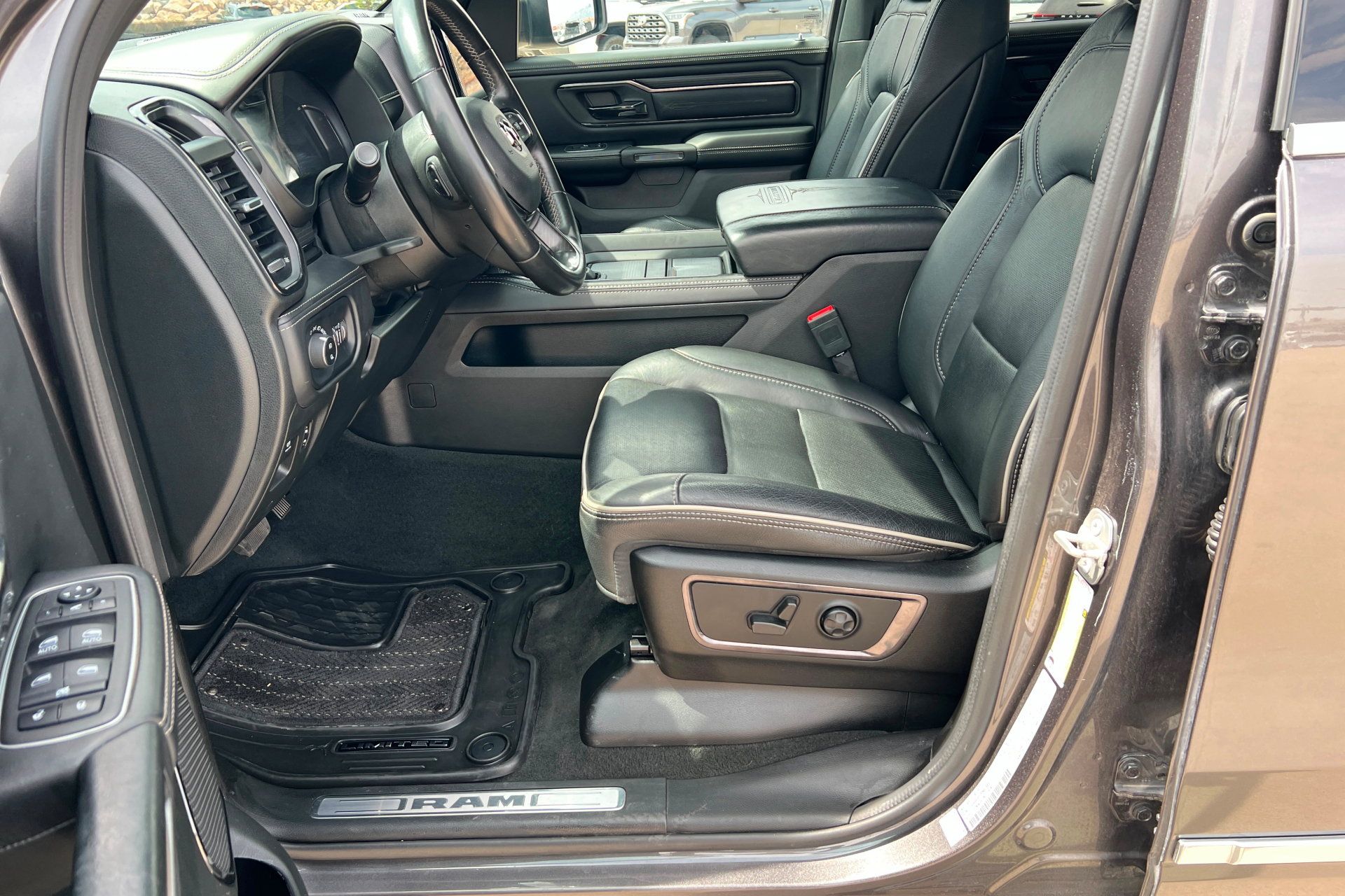Certified 2023 RAM 1500 Limited AWD/4WD image 17