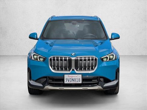 Used 2025 BMW X1 xDrive28i w/ Technology Package image 2
