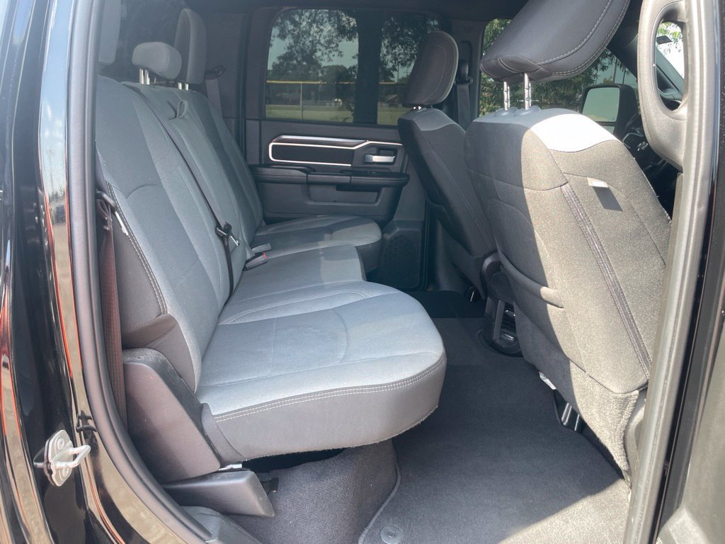 Used 2024 RAM 2500 Big Horn AWD/4WD image 15