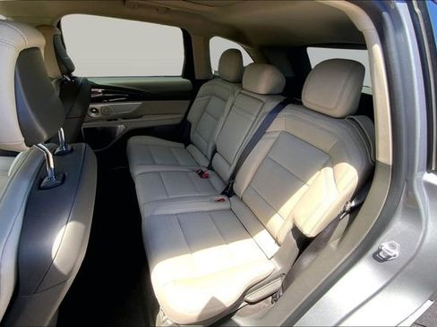 Used 2025 Lincoln Nautilus Reserve AWD/4WD image 18