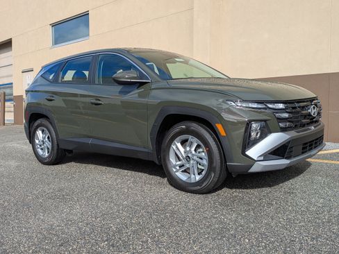 New 2026 Hyundai Tucson SE image 2