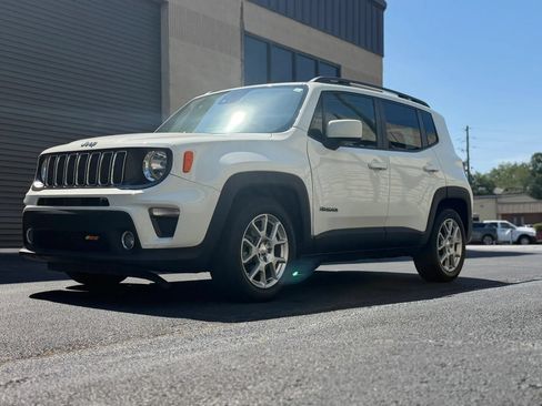 Used 2021 Jeep Renegade Latitude FWD image 41