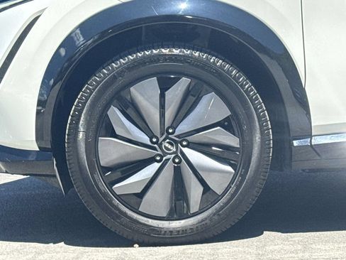 Used 2023 Nissan Ariya FWD image 18