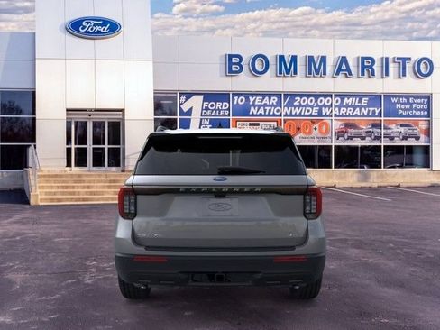 New 2026 Ford Explorer Active AWD/4WD image 5