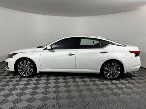 Used 2024 Nissan Altima 2.5 SL image 9