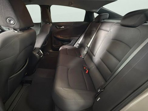Used 2022 Chevrolet Malibu LT FWD image 24