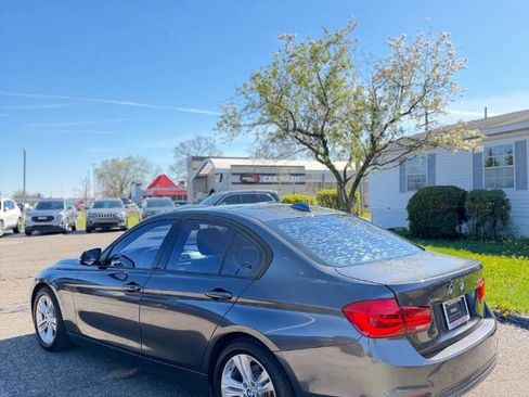 Used 2016 BMW 328i xDrive Sedan AWD/4WD image 4