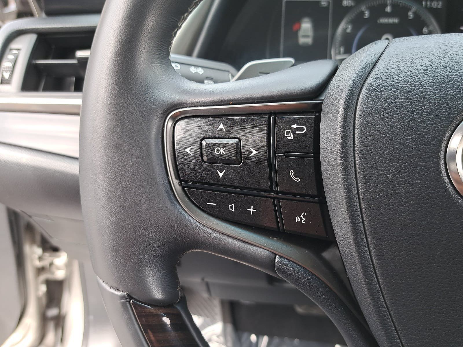 Used 2021 Lexus ES 250 w/ Premium Package AWD/4WD image 17