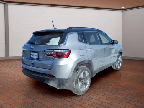 Used 2019 Jeep Compass Limited w/ Safety & Security Group image 8