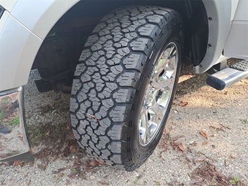 Used 2017 RAM 1500 Laramie image 31