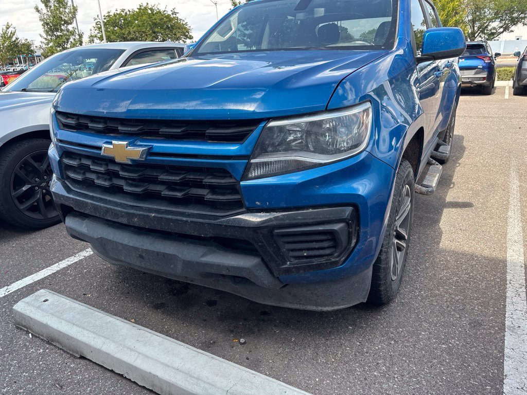 Used 2022 Chevrolet Colorado W/T w/ Custom Special Edition AWD/4WD image 3