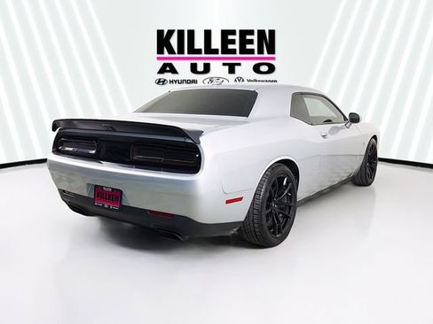 Used 2021 Dodge Challenger R/T Scat Pack w/ Dynamics Package RWD image 7