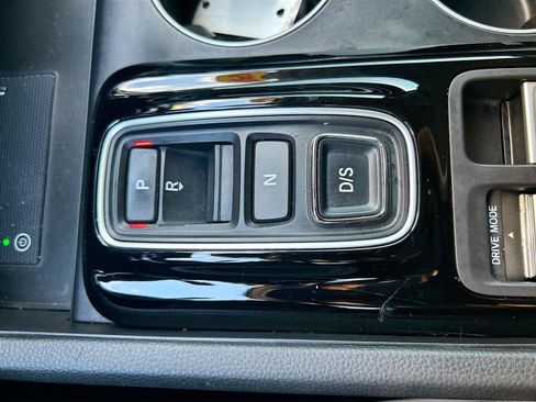 Used 2024 Honda Pilot Elite image 29