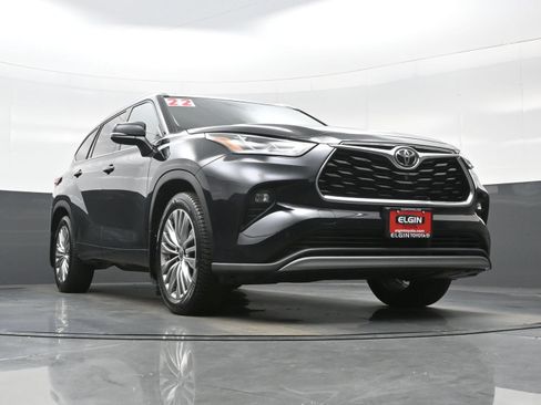 Used 2022 Toyota Highlander Platinum AWD/4WD image 29
