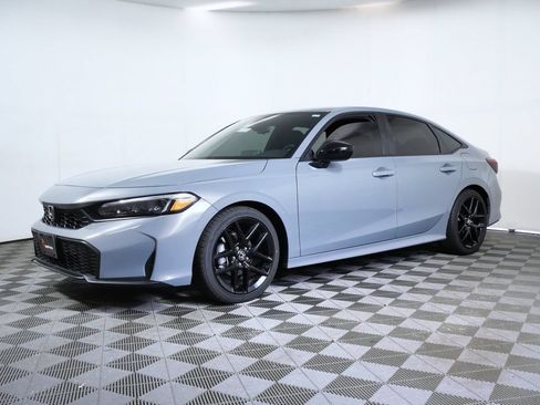 Used 2025 Honda Civic Sport image 2