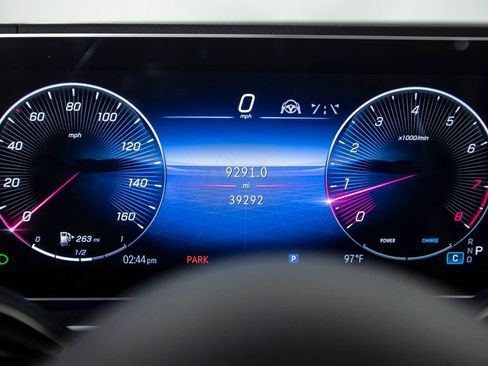 Used 2024 Mercedes-Benz GLS 450 4MATIC image 31