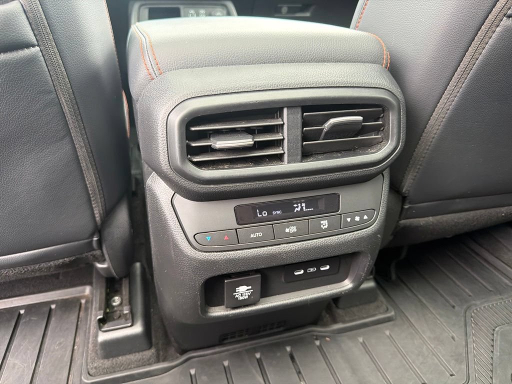 Certified 2025 Honda Pilot TrailSport image 38