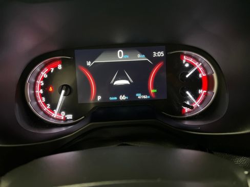 Used 2023 Toyota RAV4 XLE w/ Convenience Package FWD image 17