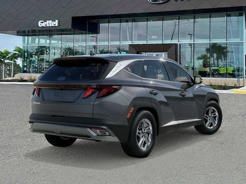 Used 2026 Hyundai Tucson SE FWD image 4
