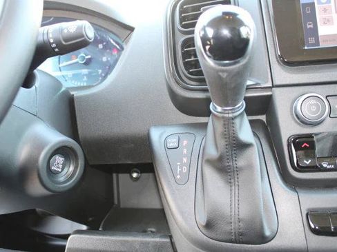 New 2025 RAM ProMaster 2500 w/ Convenience Group FWD image 28