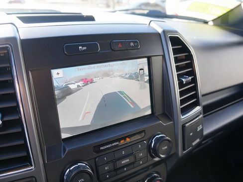 Used 2018 Ford F150 XLT w/ Equipment Group 302A Luxury image 27