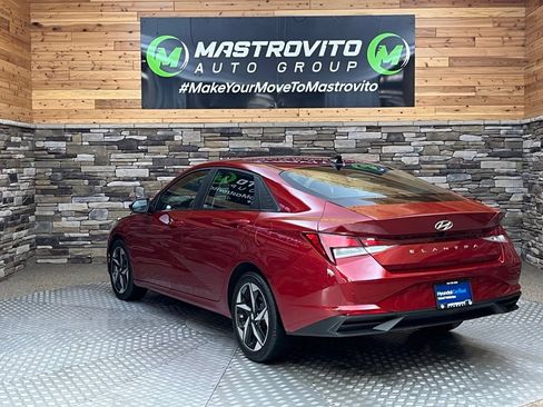 Used 2023 Hyundai Elantra SEL w/ Convenience Package FWD image 15