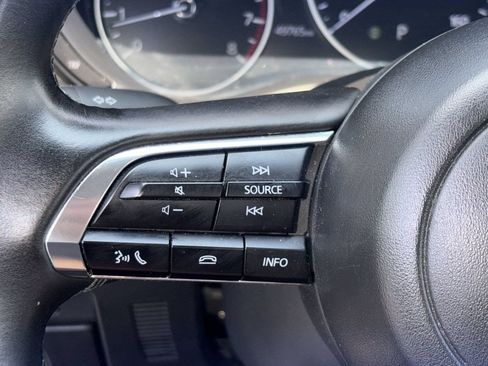 Used 2025 MAZDA MAZDA3 s FWD image 14