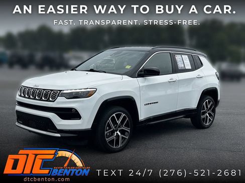 Used 2025 Jeep Compass Limited w/ Elite Group AWD/4WD image 3