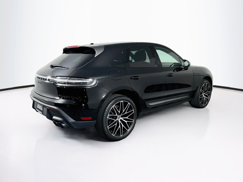 Certified 2024 Porsche Macan Turbo AWD/4WD image 9