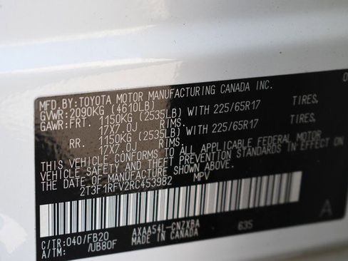 Certified 2024 Toyota RAV4 LE image 33