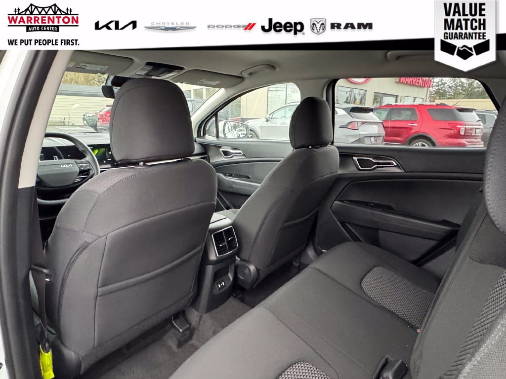 Used 2026 Kia Sportage LX FWD image 33
