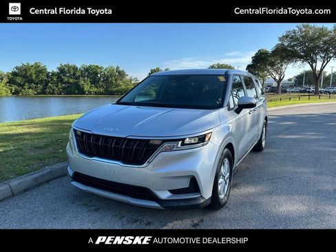 Used 2022 Kia Carnival LX FWD image 1