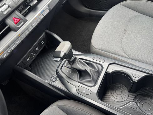 Used 2025 Kia K4 FWD image 40