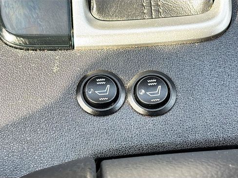 Used 2016 Toyota Highlander LE image 21