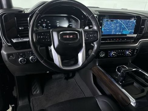 Used 2023 GMC Sierra 1500 SLT AWD/4WD image 21