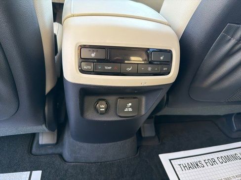 Used 2021 Hyundai Palisade SEL w/ Premium Package image 15