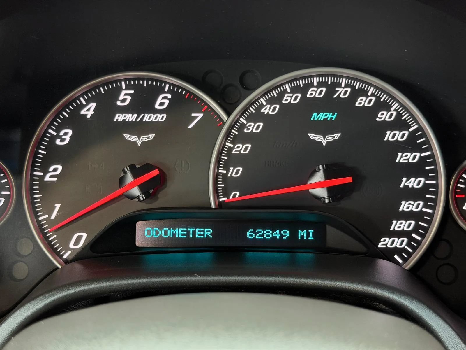 Used 2007 Chevrolet Corvette Coupe w/ Performance Package RWD image 30