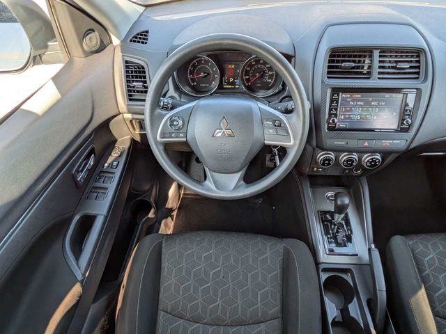 Used 2025 Mitsubishi Outlander Sport ES AWD/4WD image 16