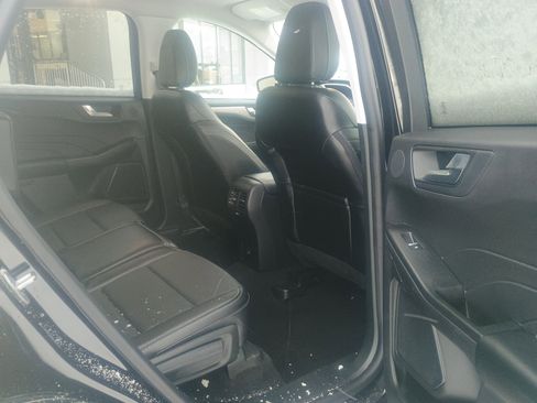 Used 2022 Ford Escape SEL w/ Technology Package image 17