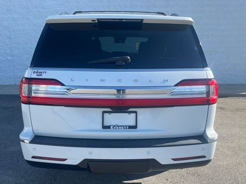 Used 2020 Lincoln Navigator Reserve w/ Luxury Package image 7