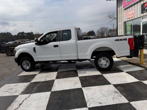 Used 2018 Ford F250 XL w/ Power Equipment Group image 4