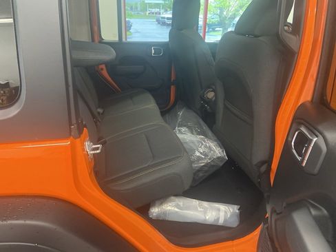 New 2025 Jeep Wrangler Sport S image 24