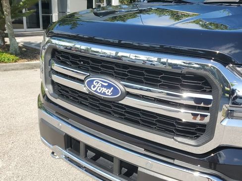 Used 2024 Ford F150 Lariat w/ Bed Utility Package AWD/4WD image 9