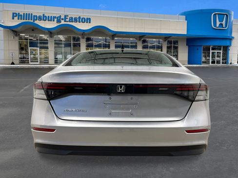 New 2026 Honda Accord SE image 4