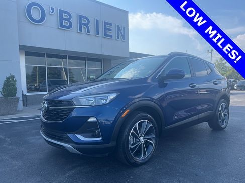 Used 2022 Buick Encore GX Select image 1