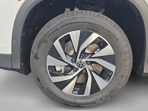 Used 2026 Volkswagen Tiguan S AWD/4WD image 10