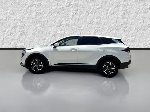 Used 2023 Kia Sportage LX FWD image 6